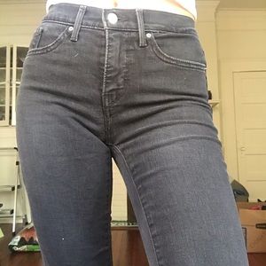 Levi’s 315 Shaping Bootcut black jeans 26